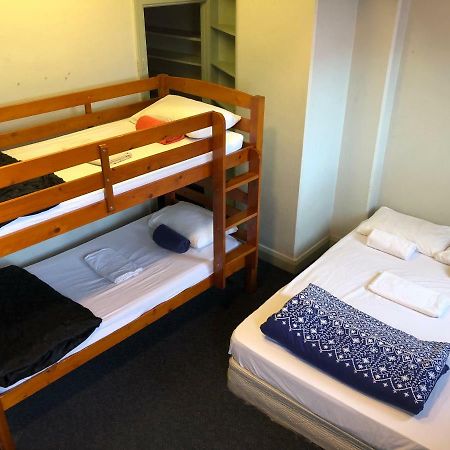 Criterion Art Deco Backpackers Hostel Napier Bagian luar foto