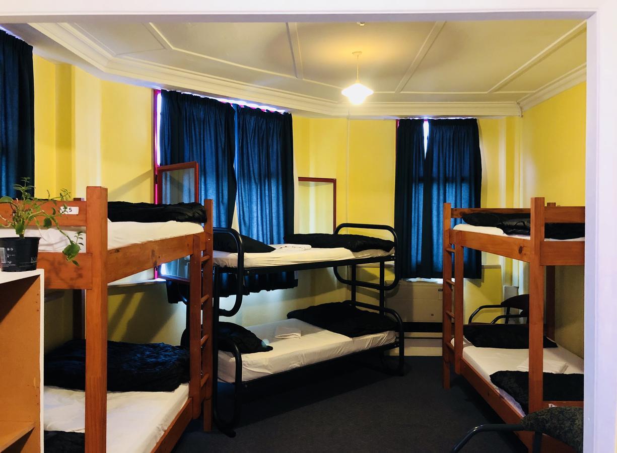 Criterion Art Deco Backpackers Hostel Napier Bagian luar foto